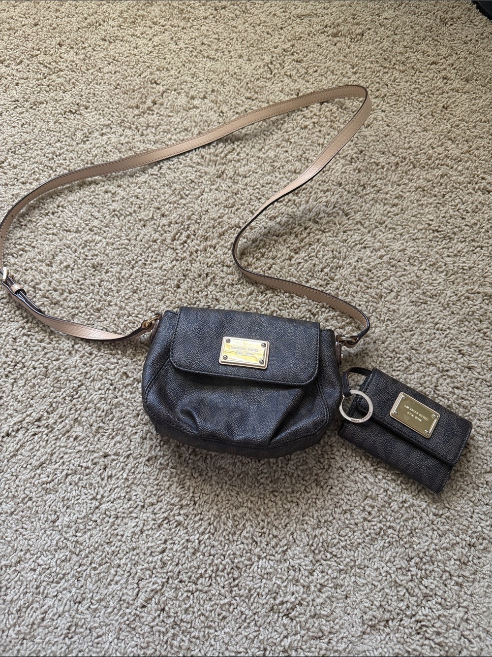 Marc by Marc Jacobs Dark Brown Crossbody with Tan Strap and Coin Pouch
